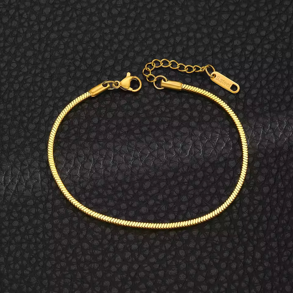 Pulseira fina banhada a ouro